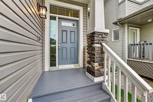 20503 99 AV NW photo 2