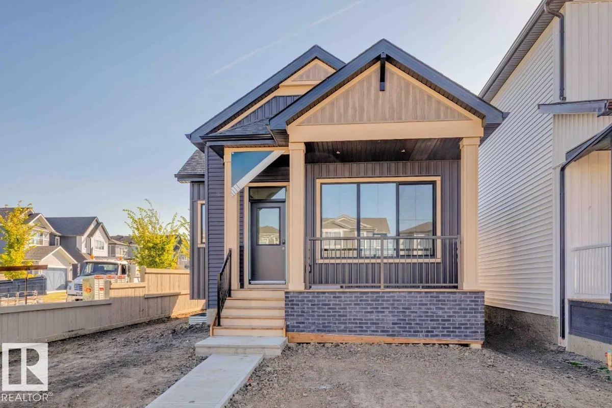 7119 52 AV exterior