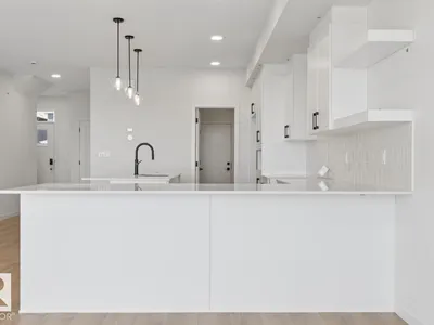 2328 160 ST SW SW photo 11