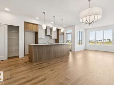 22522 83A AV NW photo 5