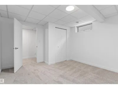 5 GLENBROOK BV photo 36