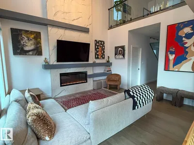 6005 107 ST NW photo 8