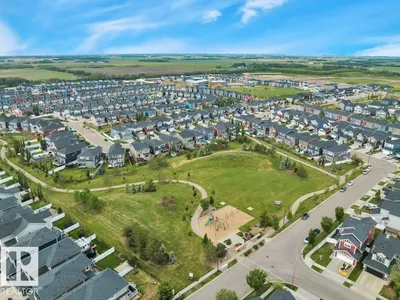 313 SOUTHWICK BV photo 61