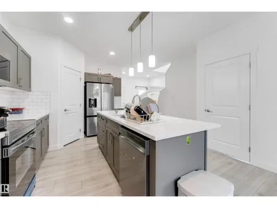#1 2710 66 ST SW photo 20