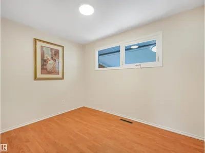 8016 161 ST NW photo 23