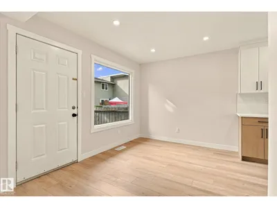 #37 1415 62 ST NW photo 6