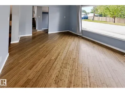 5303 119 AV NW photo 11