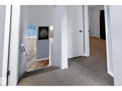 5303 119 AV NW photo 15