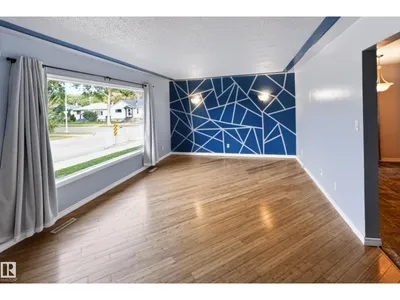 5303 119 AV NW photo 5