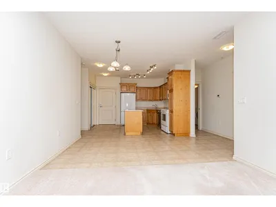 #325 9820 165 ST NW photo 12