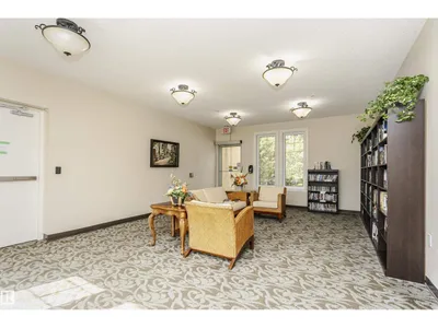 #325 9820 165 ST NW photo 38