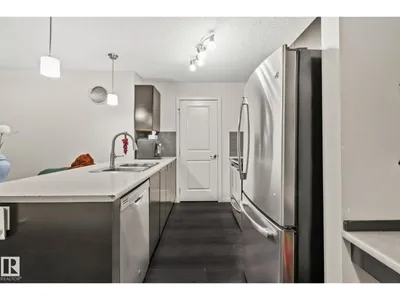 #226 344 WINDERMERE RD NW photo 26
