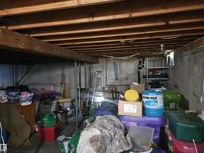 11822 39 ST NW photo 18