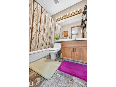 271 ORMSBY RD E NW photo 40