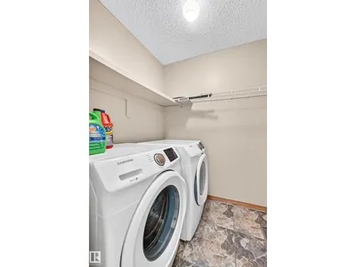 271 ORMSBY RD E NW photo 27