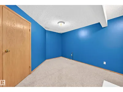 271 ORMSBY RD E NW photo 48