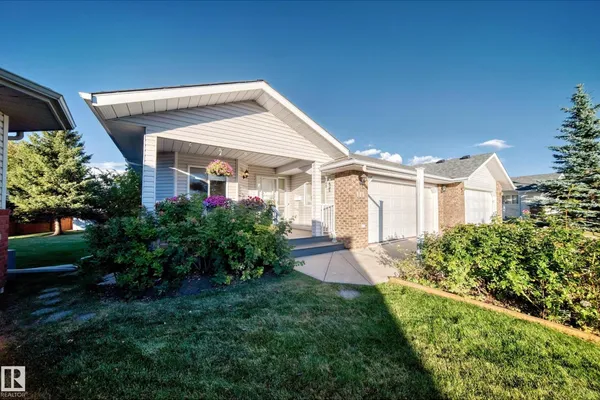 111 LAKESIDE PL photo 2