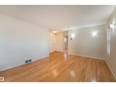 812 BARNES LINK SW photo 14
