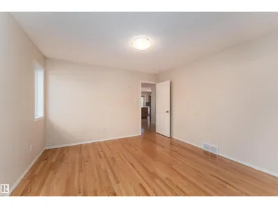 812 BARNES LINK SW photo 18