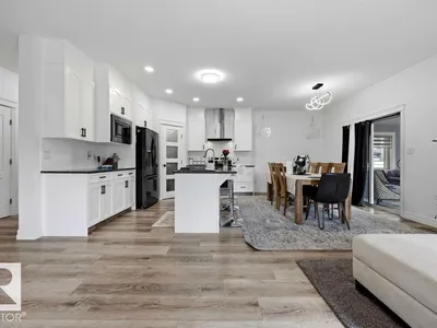 13703 166 AV NW photo 12