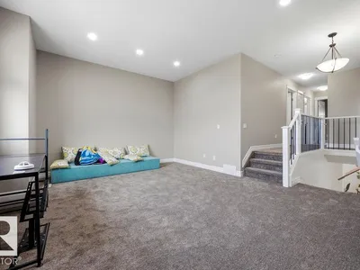 13703 166 AV NW photo 28