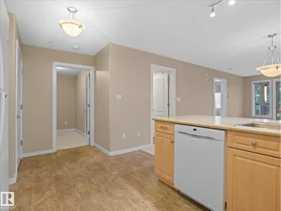 #237 278 SUDER GREENS DR NW photo 14