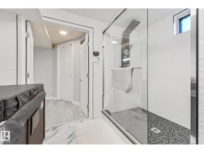 10218 167A AV NW photo 47