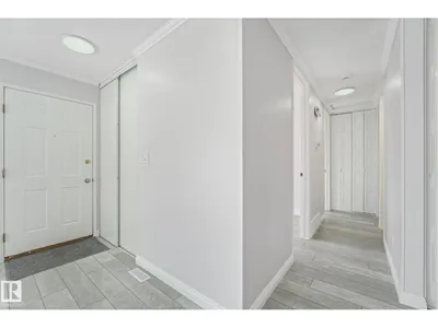 10218 167A AV NW photo 21