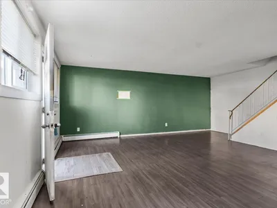 #108A 14520 52 ST NW photo 4