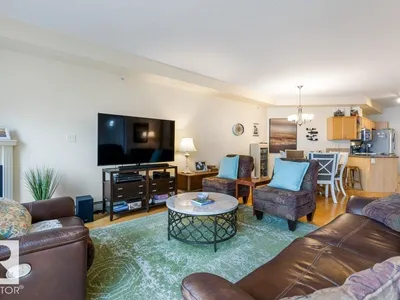 #406 5 PERRON ST photo 5