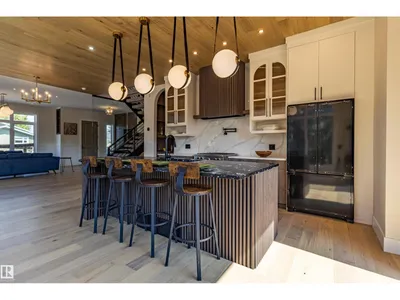 4142 122 ST NW photo 21