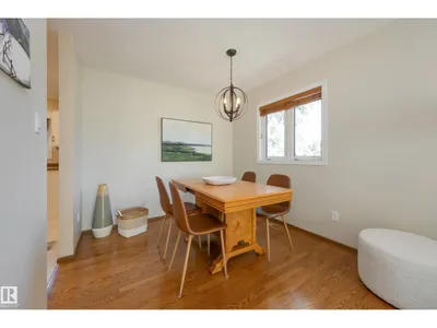 4904 11 AV NW photo 7