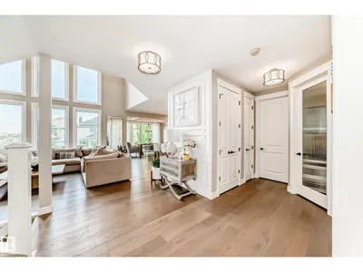 9034 24 AV SW SW photo 20