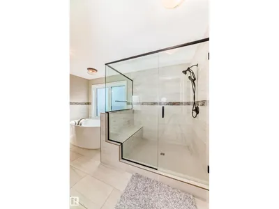 9034 24 AV SW SW photo 31