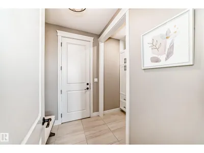 9034 24 AV SW SW photo 24