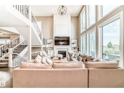 9034 24 AV SW SW photo 18