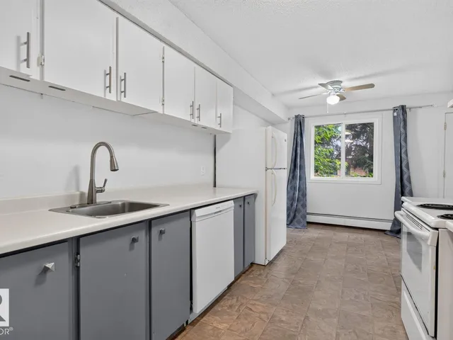 237 WOODVALE RD NW, Edmonton