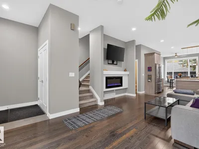 11207 78 AV NW NW photo 7