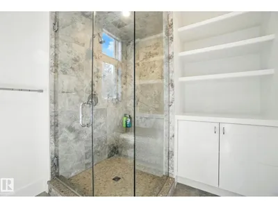 11823 SASKATCHEWAN DR NW photo 57