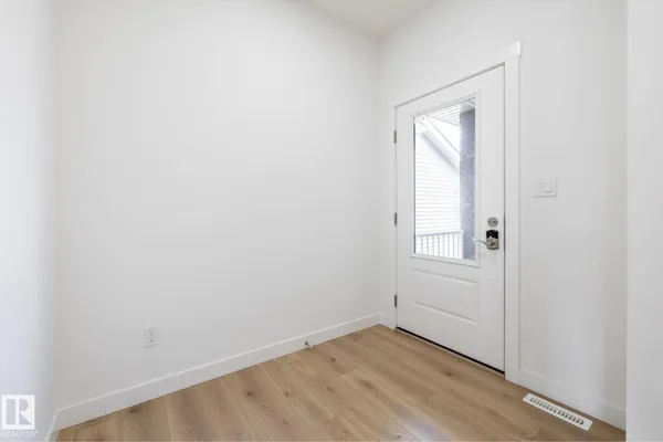 3036 197 ST NW photo 2