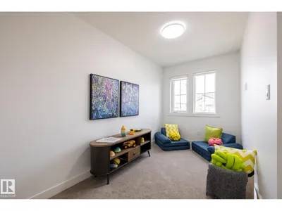 20818 15A AV NW photo 14