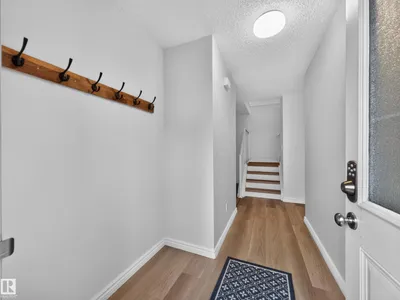 14644 25 ST NW photo 11