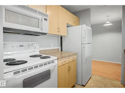 #204 2430 GUARDIAN RD NW photo 6