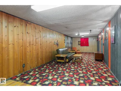 12227 58 ST NW photo 32