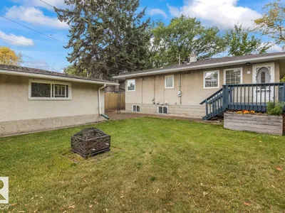 11631 130 ST NW photo 30
