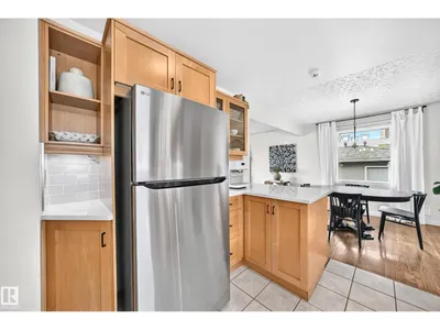 16406 87a AV NW photo 11
