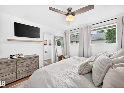 16406 87a AV NW photo 21