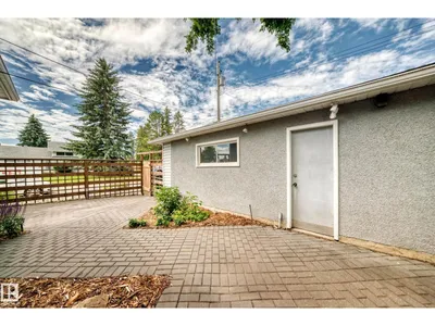 16406 87a AV NW photo 58