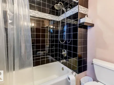 10514 127 Street NW photo 31