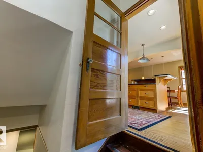 10514 127 Street NW photo 41